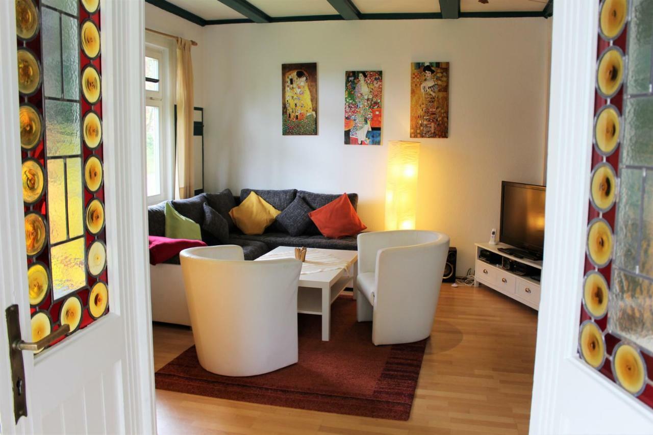 Ferienwohnung Villa Parkblick オーバーホーフ エクステリア 写真