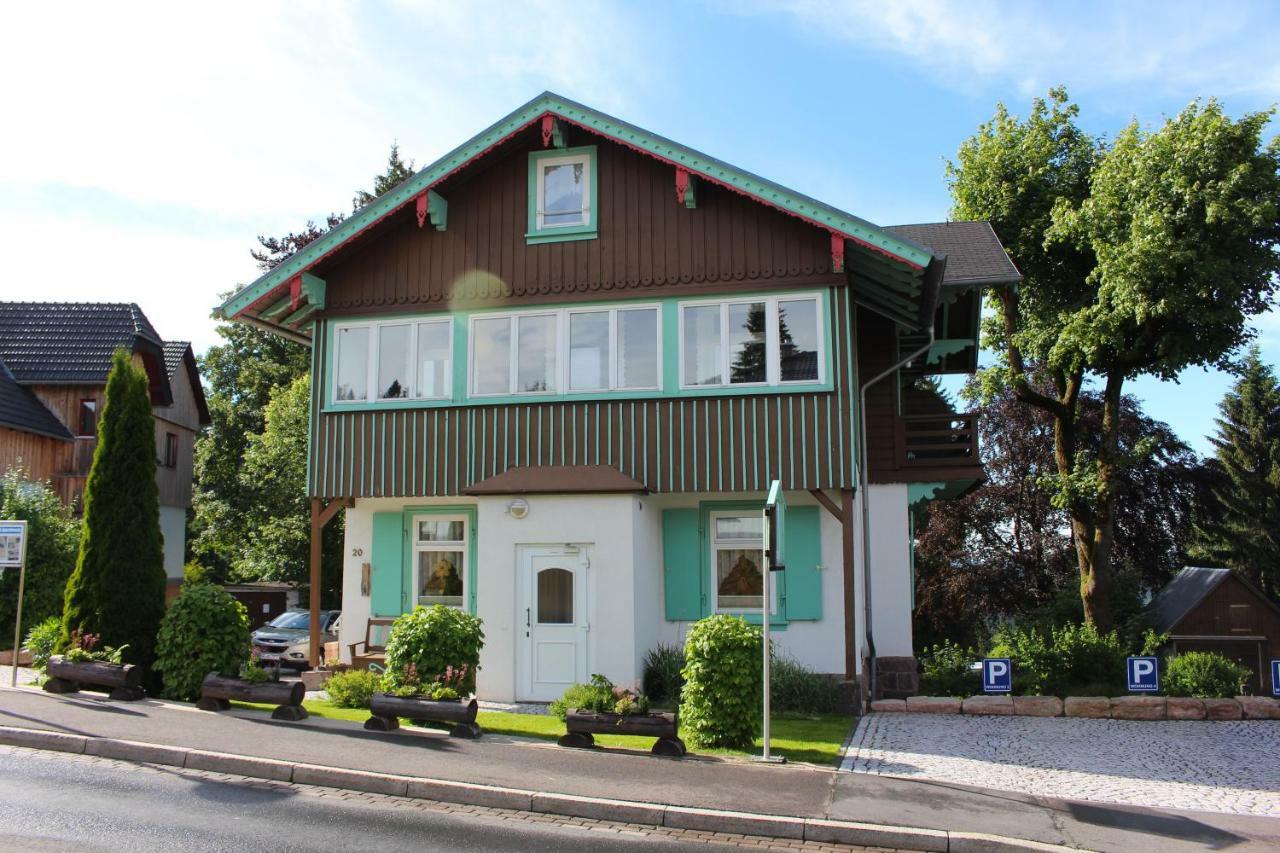 Ferienwohnung Villa Parkblick オーバーホーフ エクステリア 写真