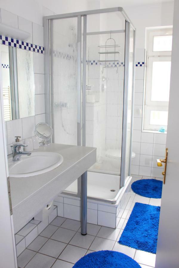 Ferienwohnung Villa Parkblick オーバーホーフ エクステリア 写真