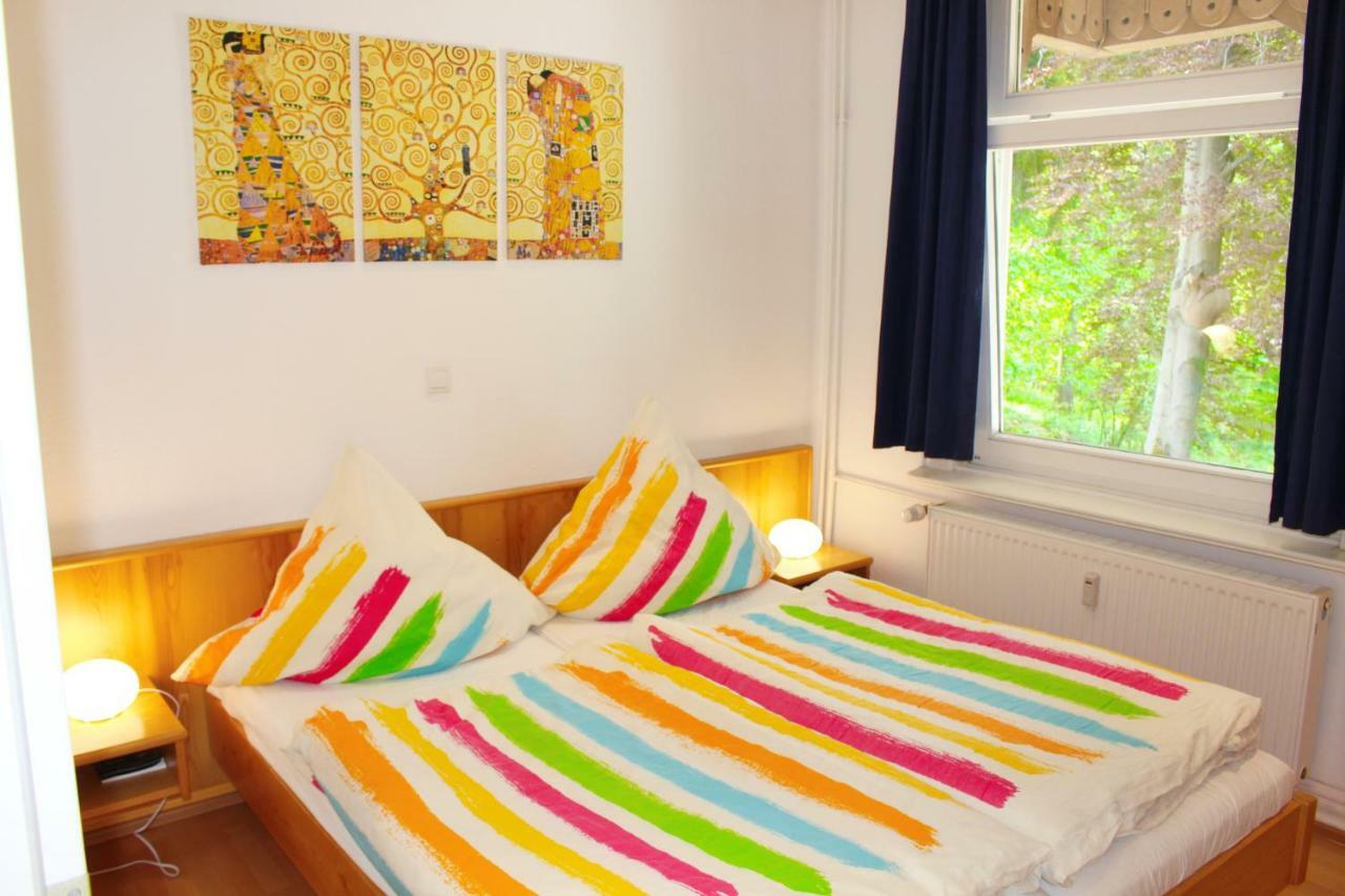 Ferienwohnung Villa Parkblick オーバーホーフ エクステリア 写真