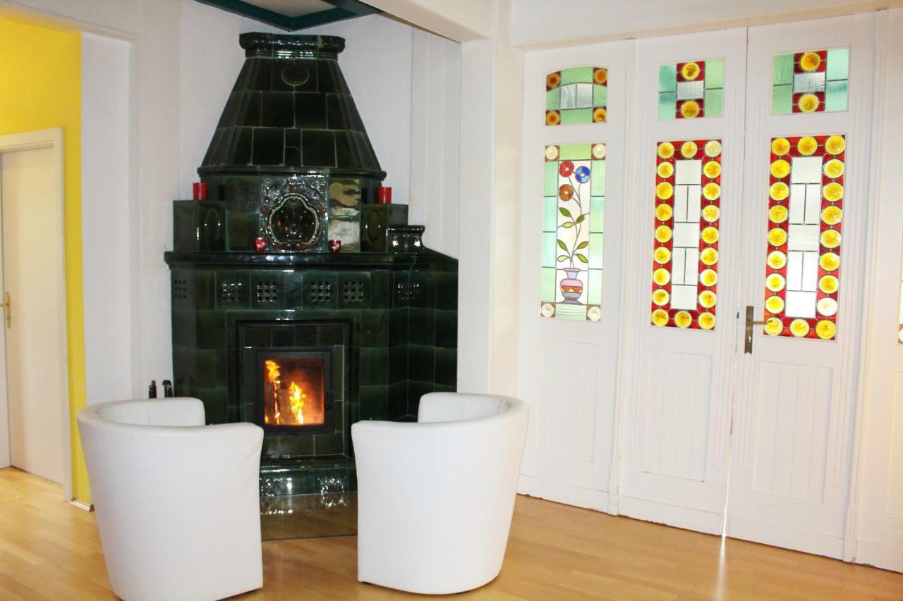 Ferienwohnung Villa Parkblick オーバーホーフ エクステリア 写真